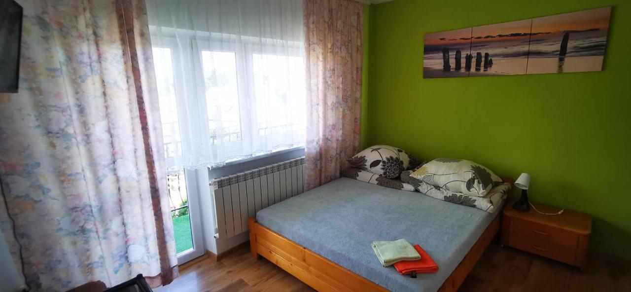 Noclegi "Marfikowe Pole" Polańczyk Kültér fotó